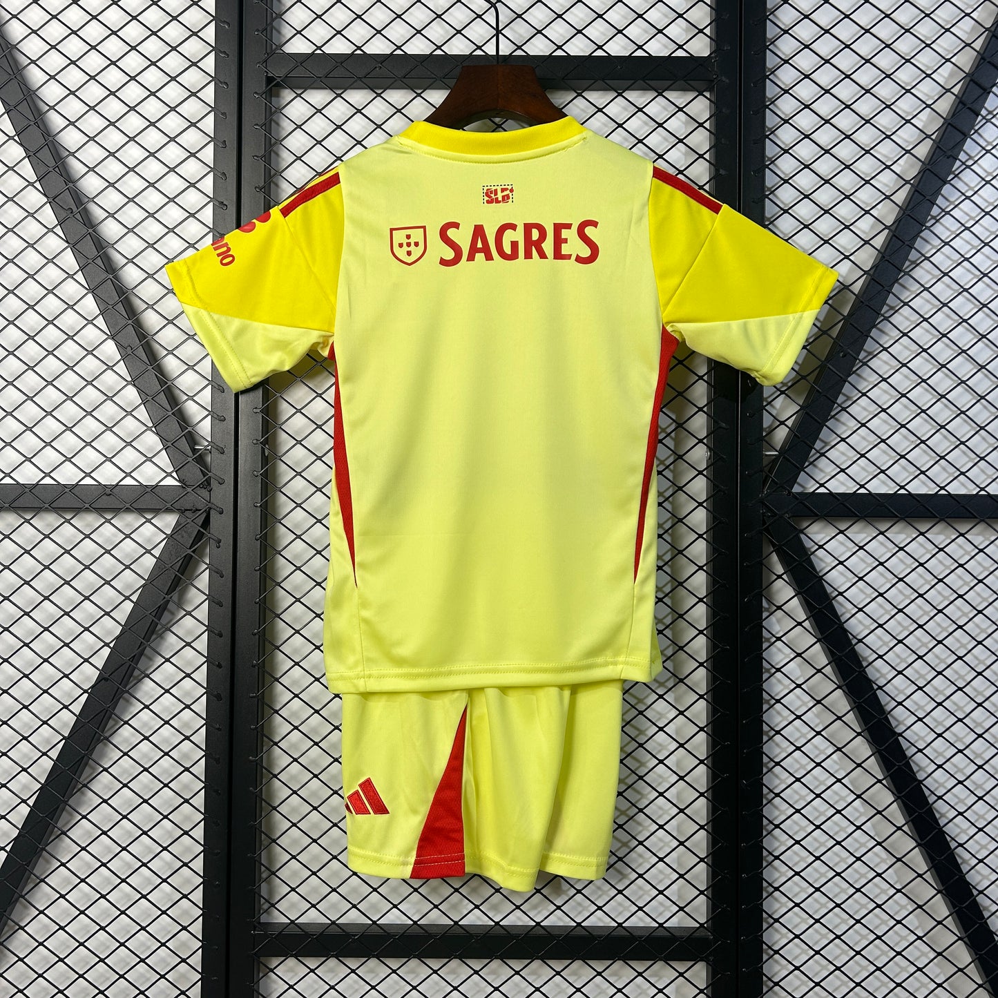 25/26 Benfica goalkeeper Kids