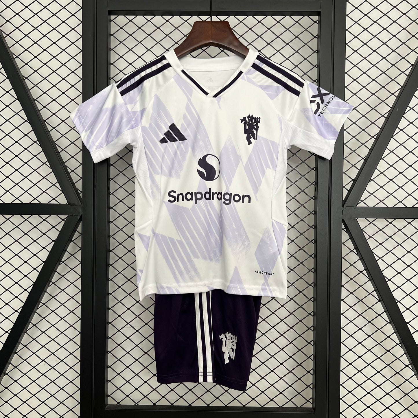 25/26 M-U Away Kids shirt