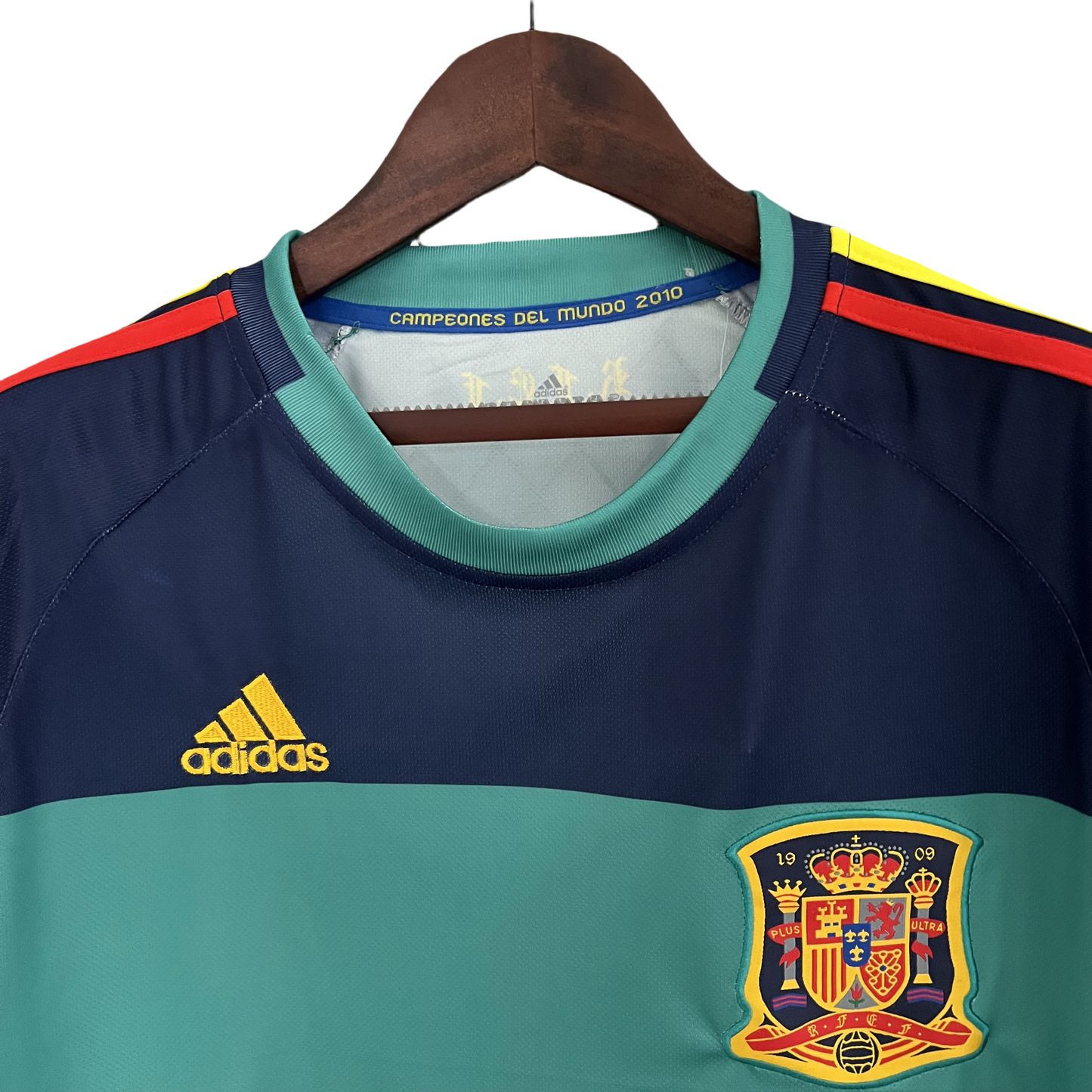 2010 Spanish goalkeeper vintage shirt