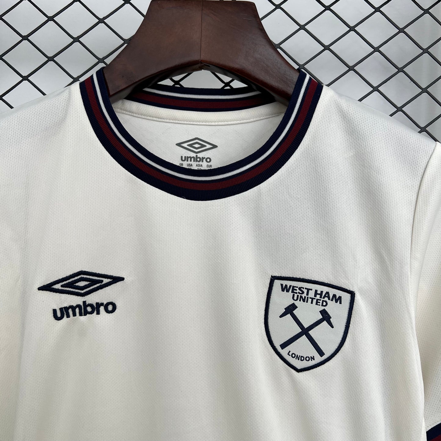 25/26 West Ham United away Kids shirt