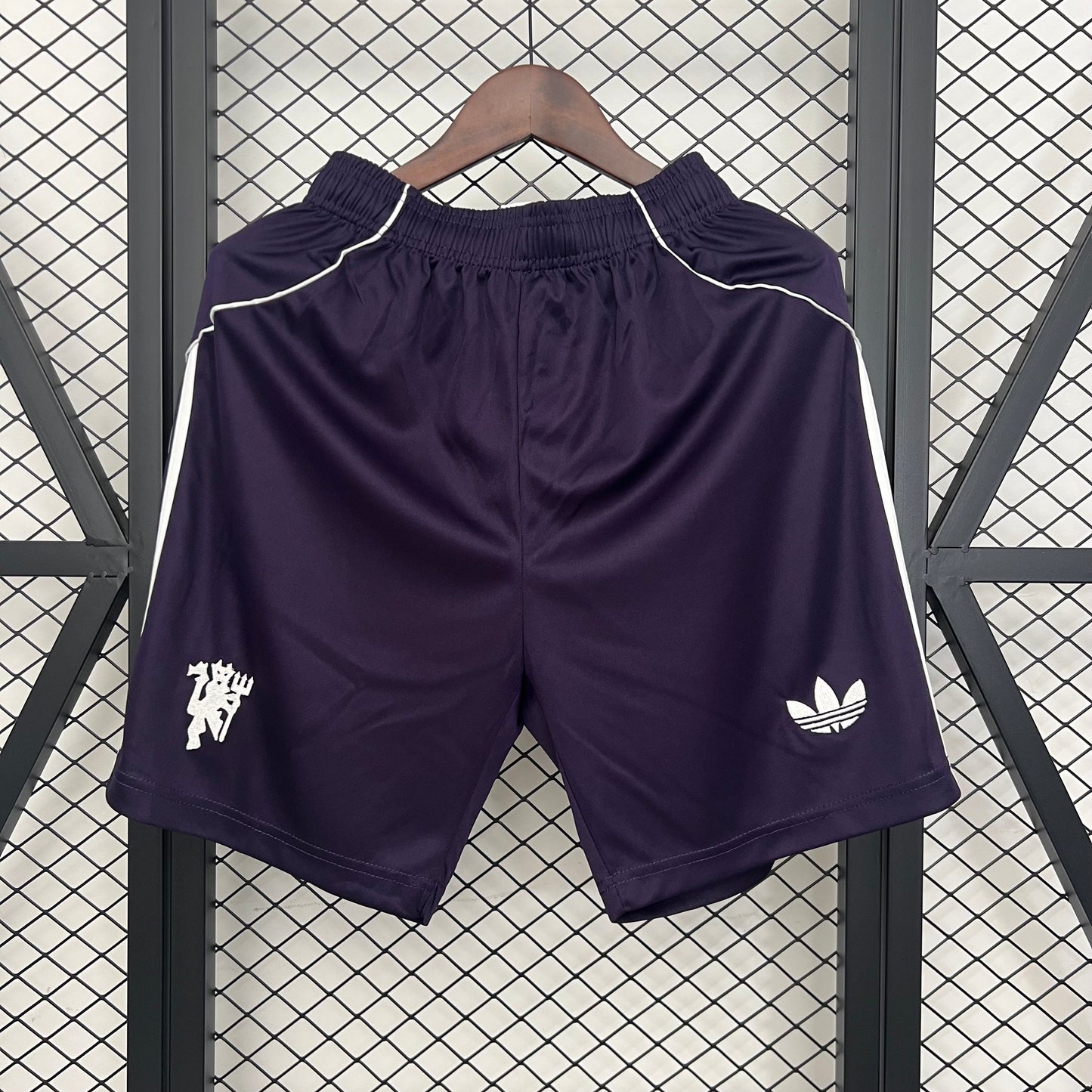 25/26 M-U shorts