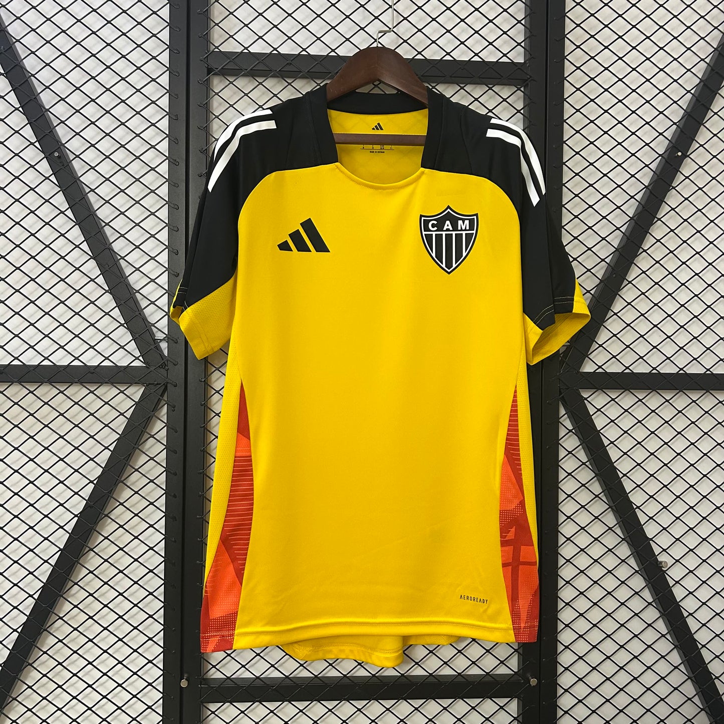 2025/2026 Atlético Mineiro Training Yellow Shirt