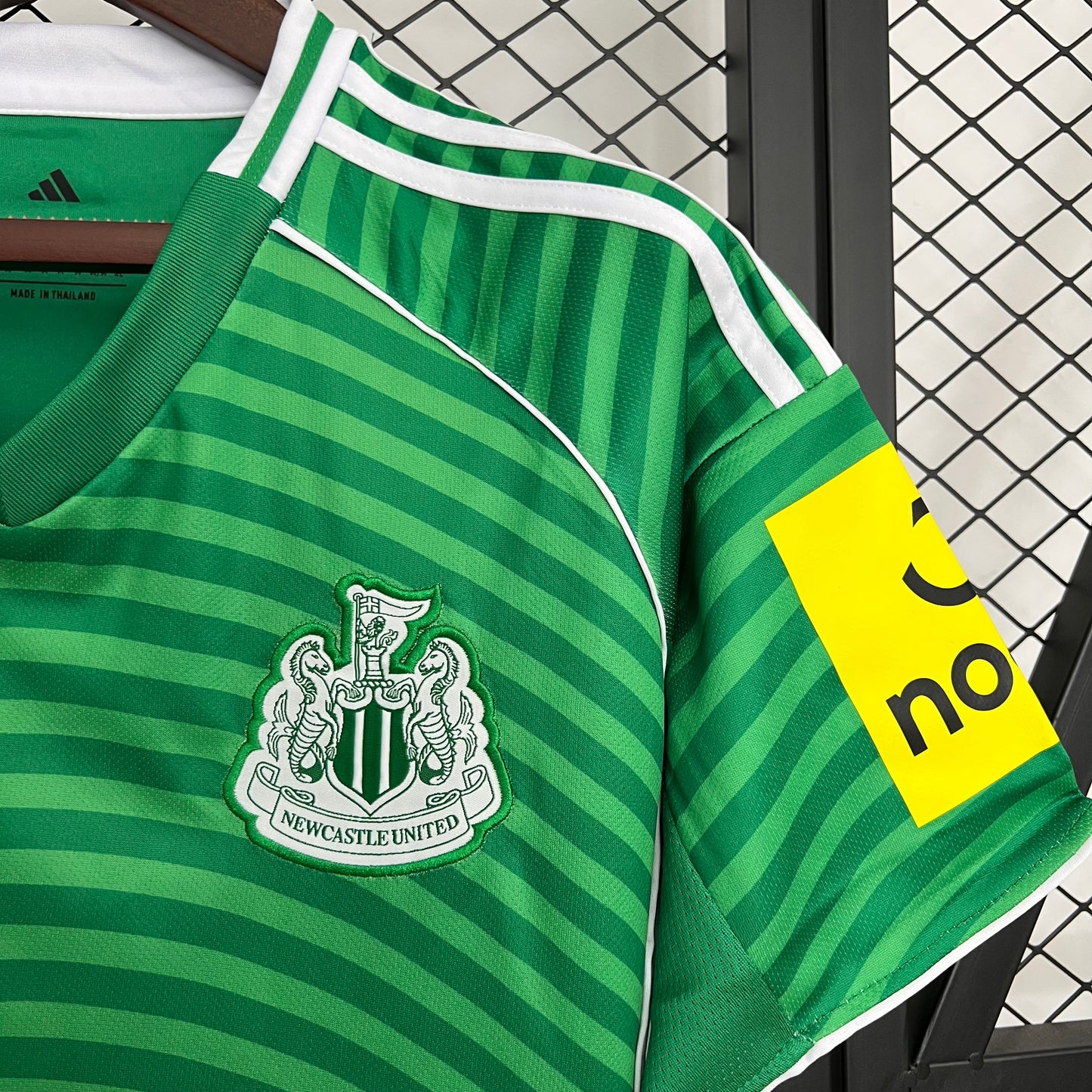 25/26 Newcastle United away shirt