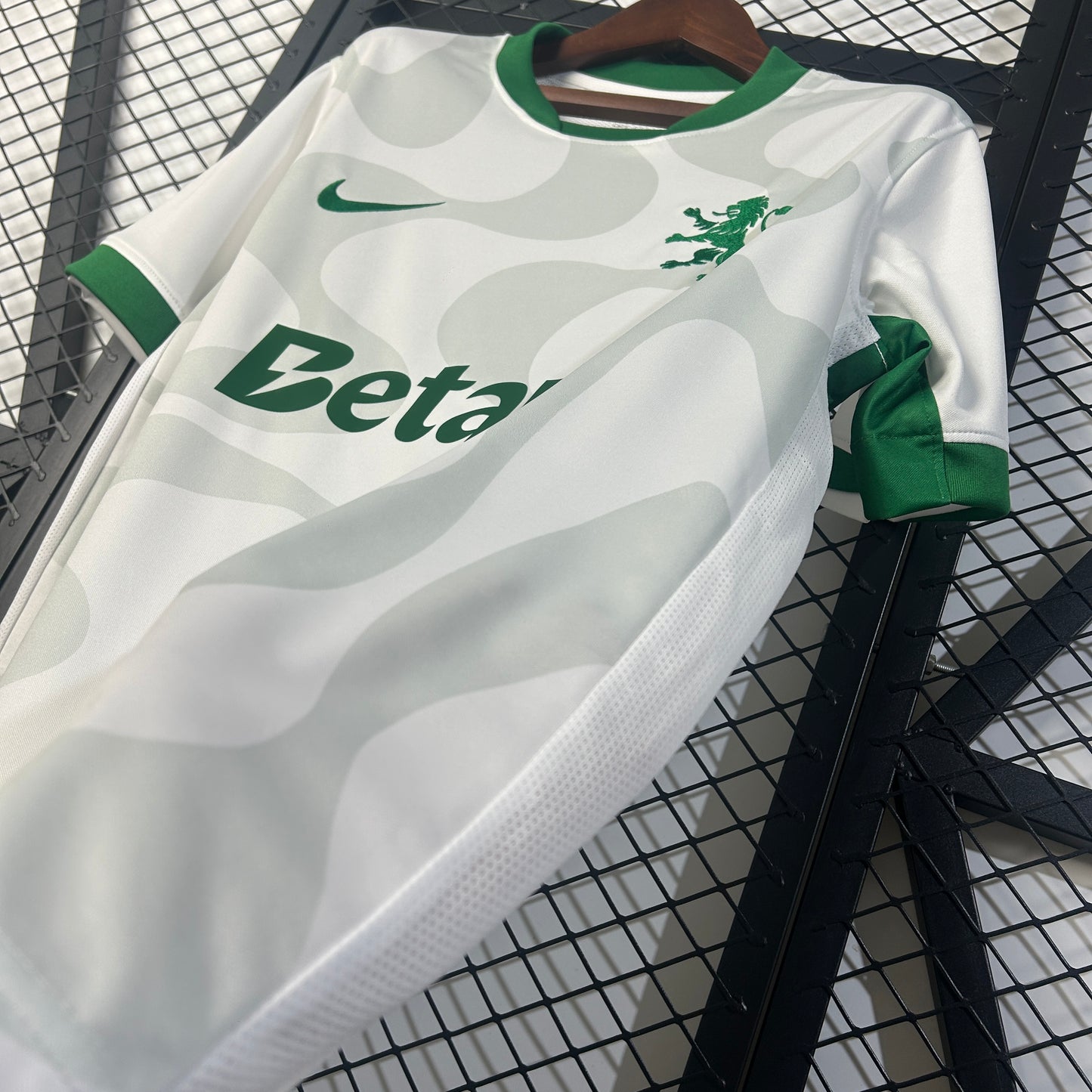 25/26 Sporting Lisbon Away shirt