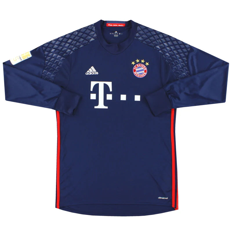 2016-2017 Bayern Munich Goalkeeper Vintage Shirt