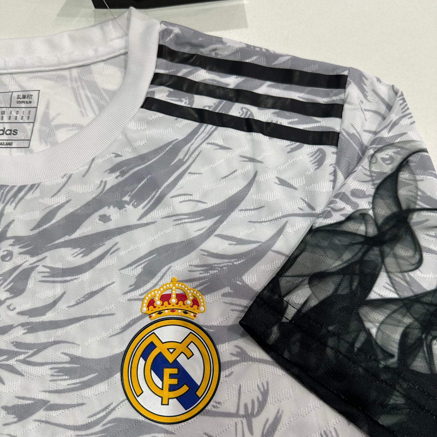 2025/2026 Real Madrid White Dragon Edition Shirt(Player)