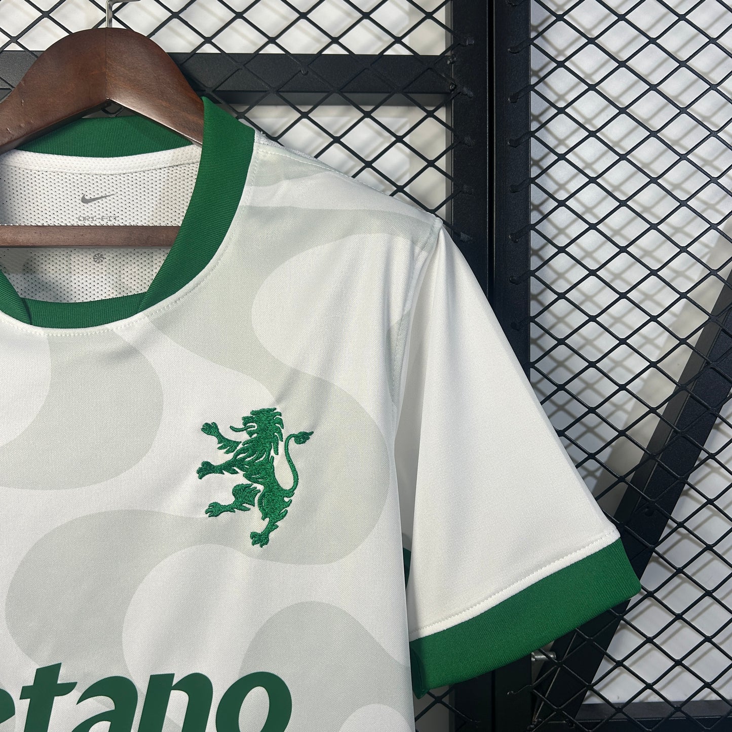 25/26 Sporting Lisbon Away shirt