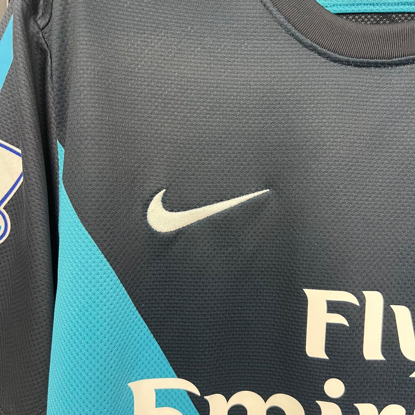 2011-12 Arsenal '125th Anniversary' Away Shirt