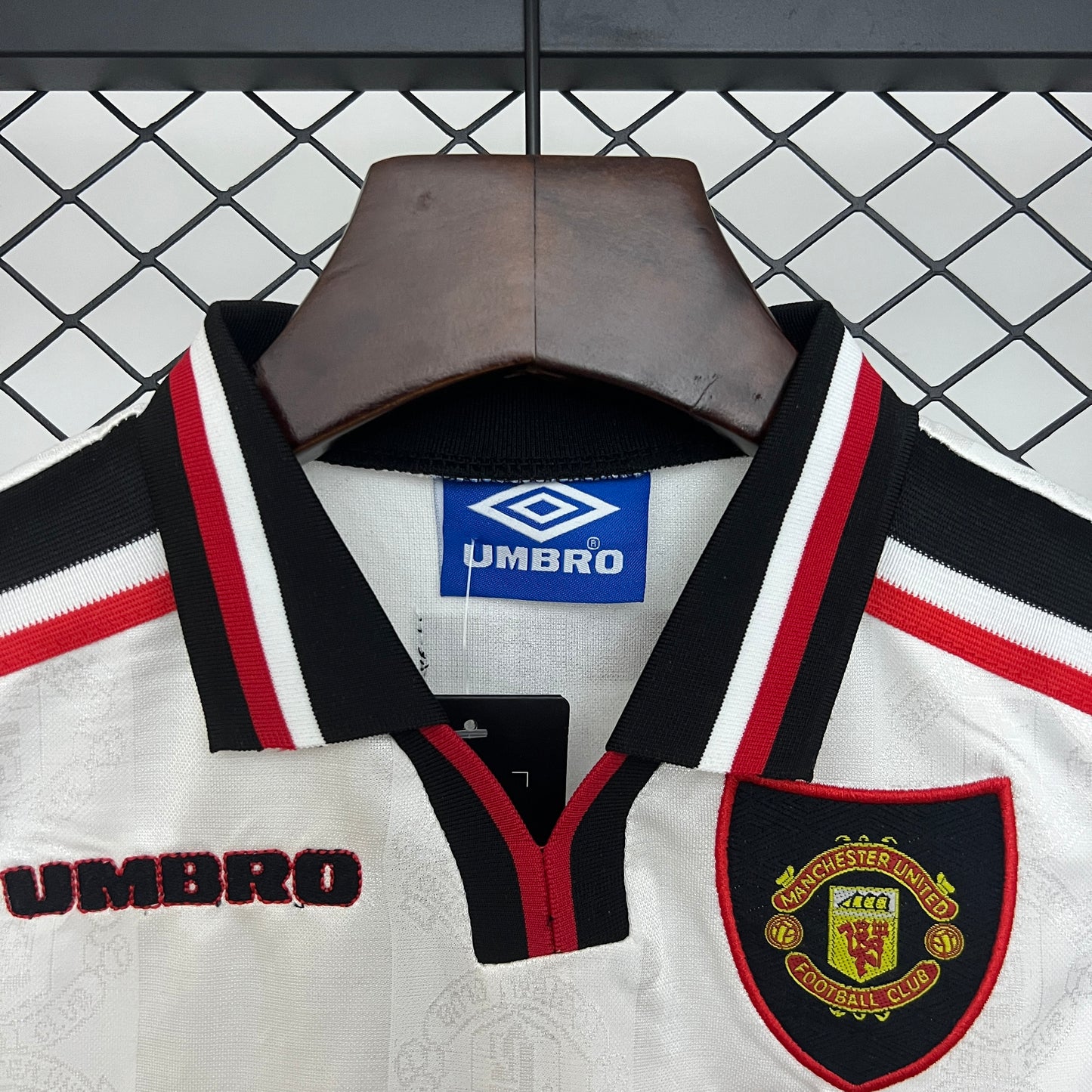 97/98 M-U Away Retro Shirt