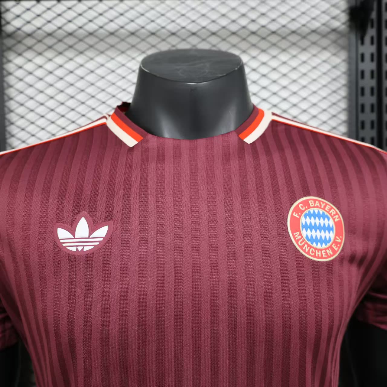 2025/2026 Players Bayern Munich 125th Anniversary Shirt(Player)
