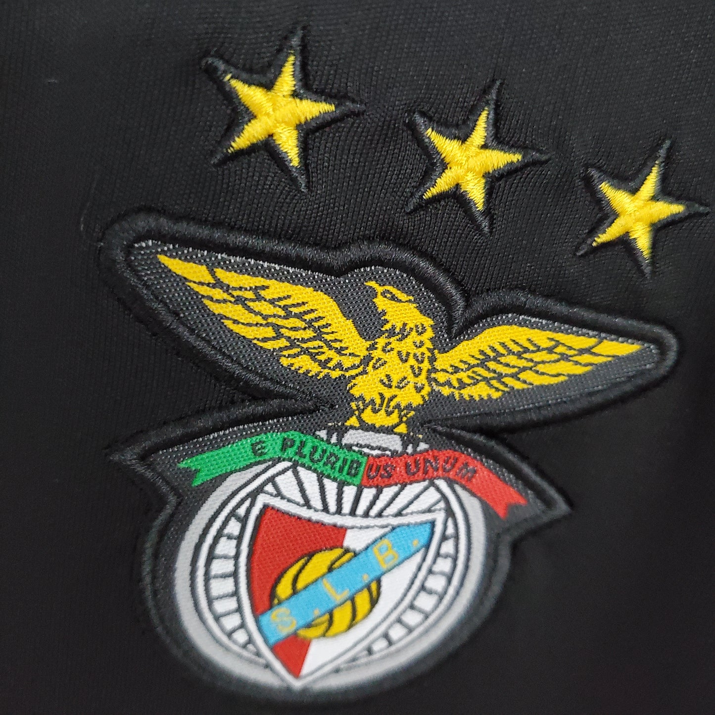 09/10 Benfica Away Retro Shirt
