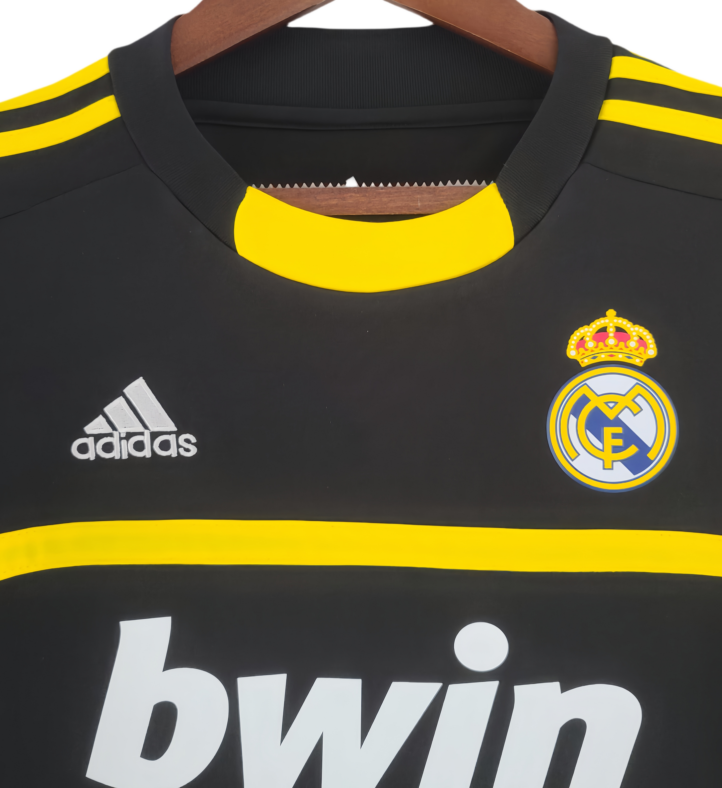 2011/2012 Vintage Real Madrid Goalkeeper Black Shirt