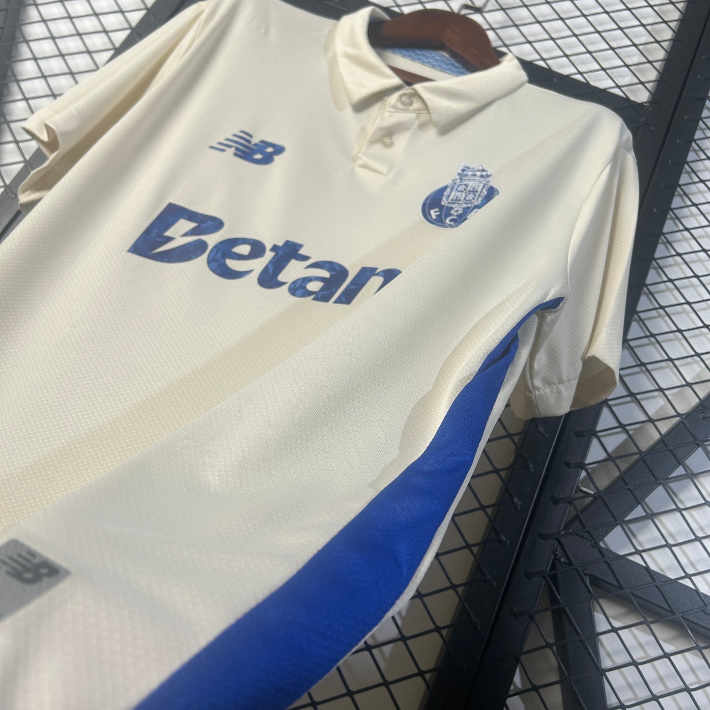 25/26 Porto Third away shirt