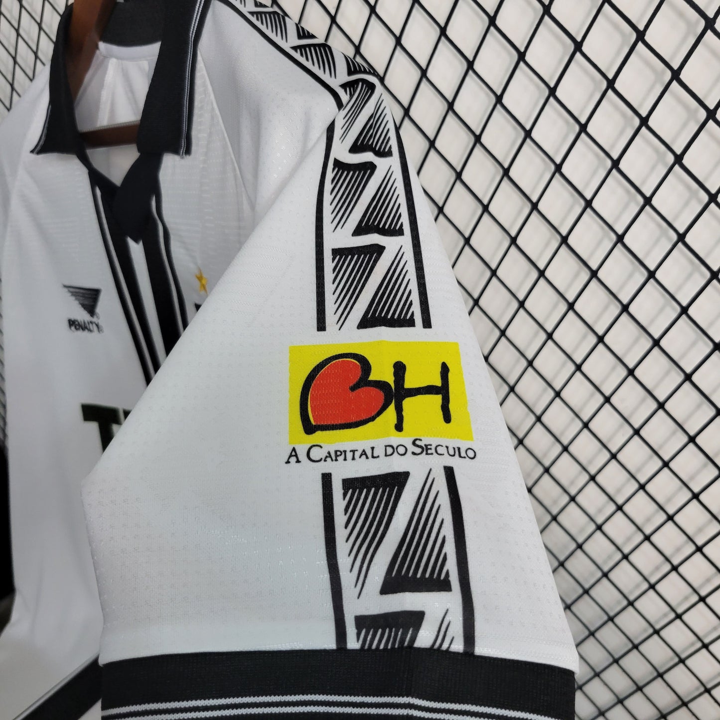 1997 Atlético Mineiro Away Retro Shirt