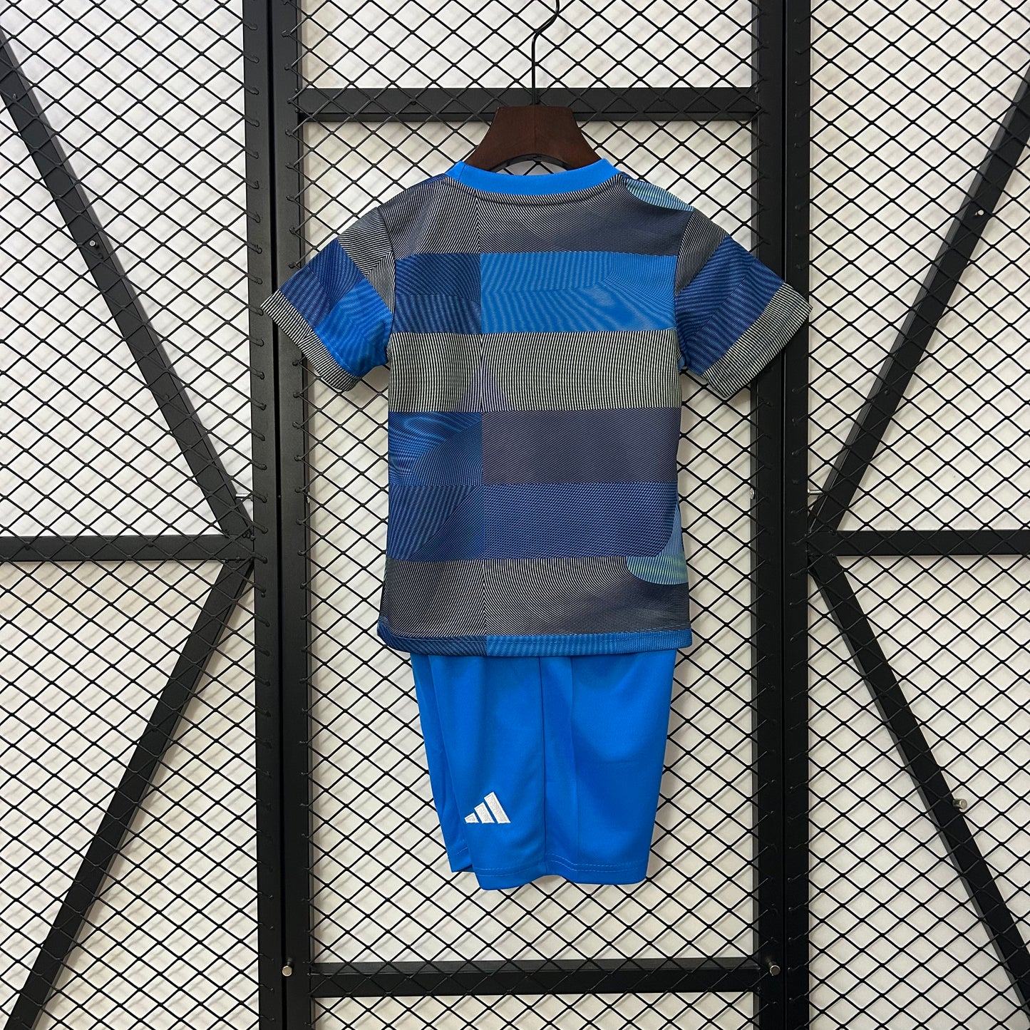 2025/2026 Real Madrid Training Shirt for Kids