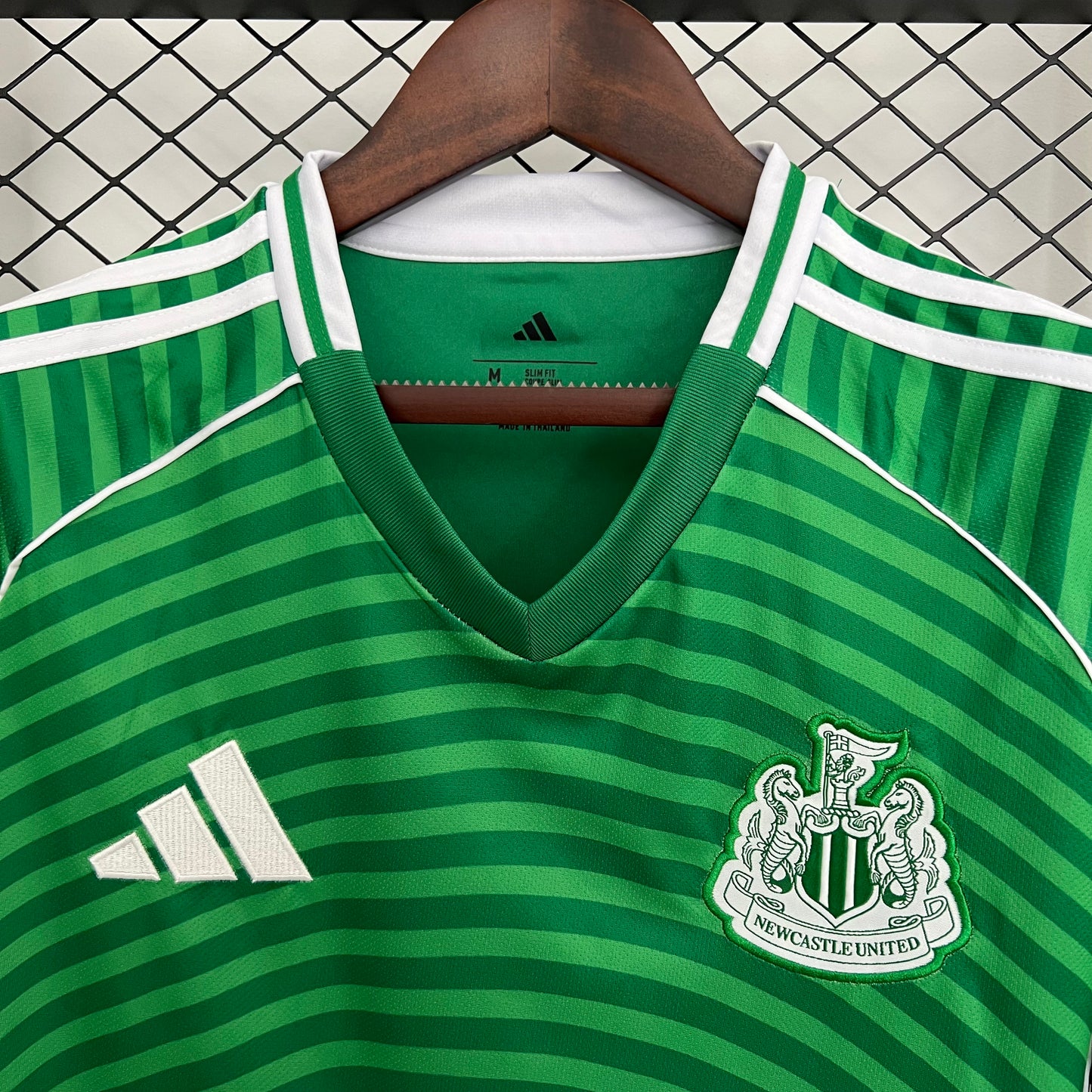 25/26 Newcastle United away shirt