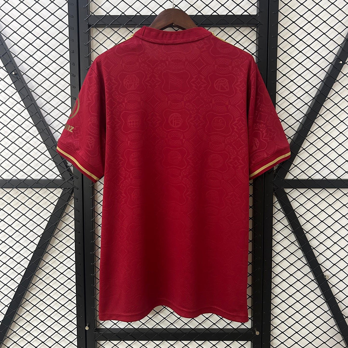 2025/2026 FC Bayern Munich 125th Anniversary Shirt