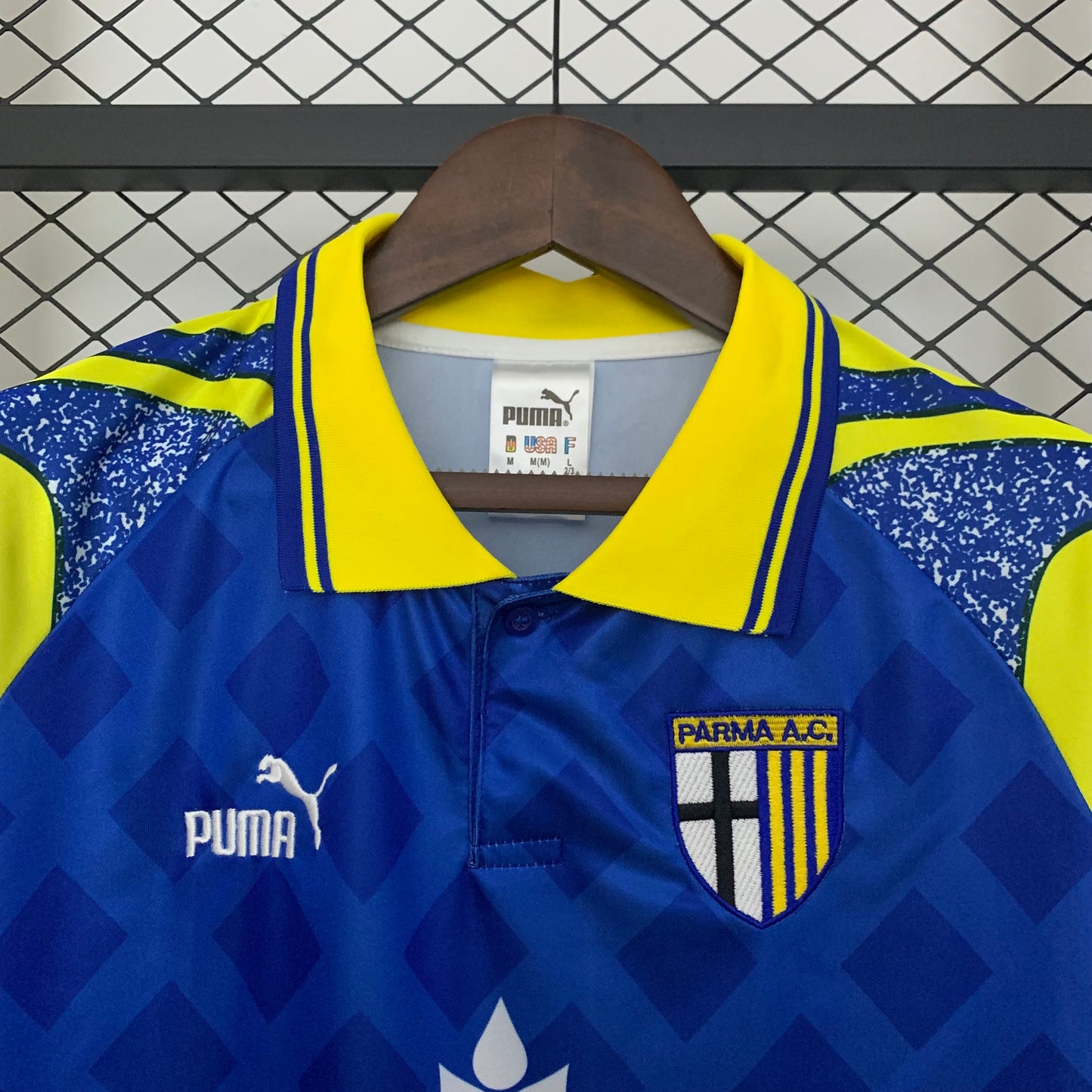 1995-1997 Parma Home Vintage Shirt)