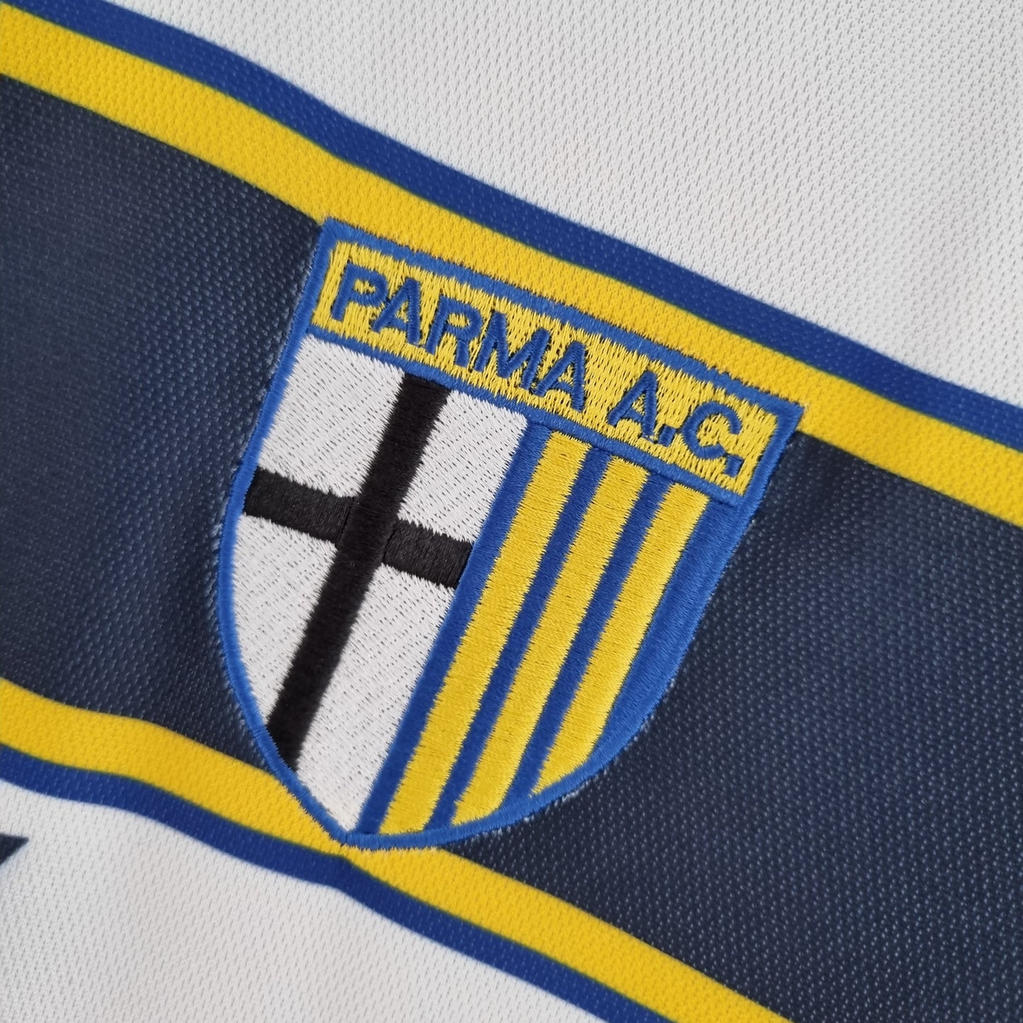 2001/2002 Parma Away Shirt