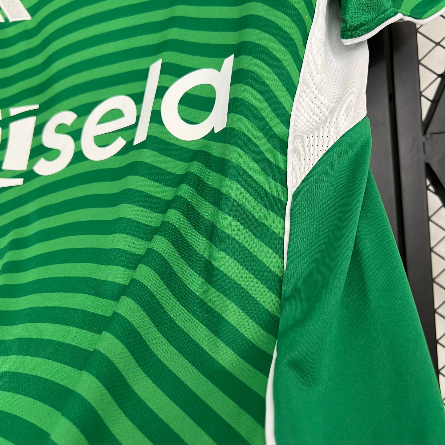 25/26 Newcastle United away shirt