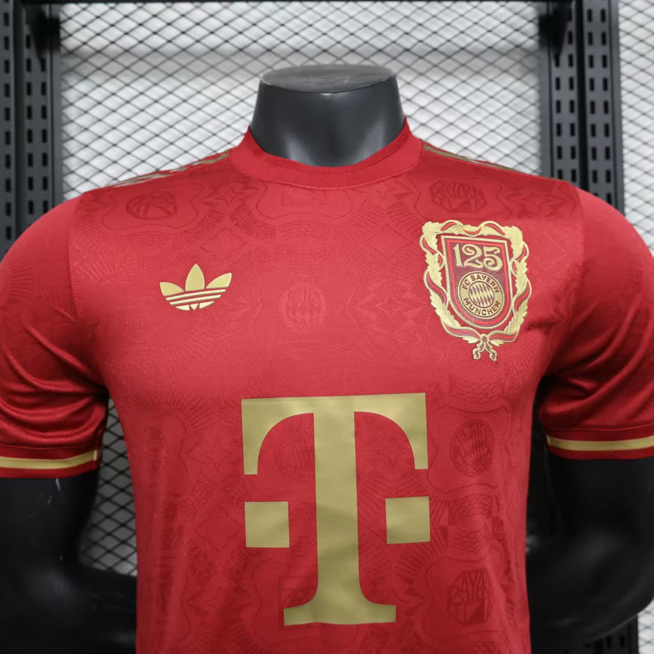 2025/2026 Players Bayern Munich 125th Anniversary Shirt(Player)