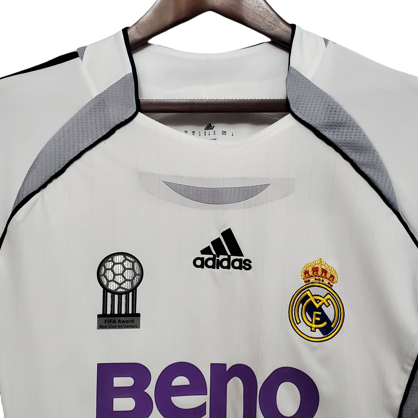 2006/2007 Real Madrid long sleeve home retro shirt