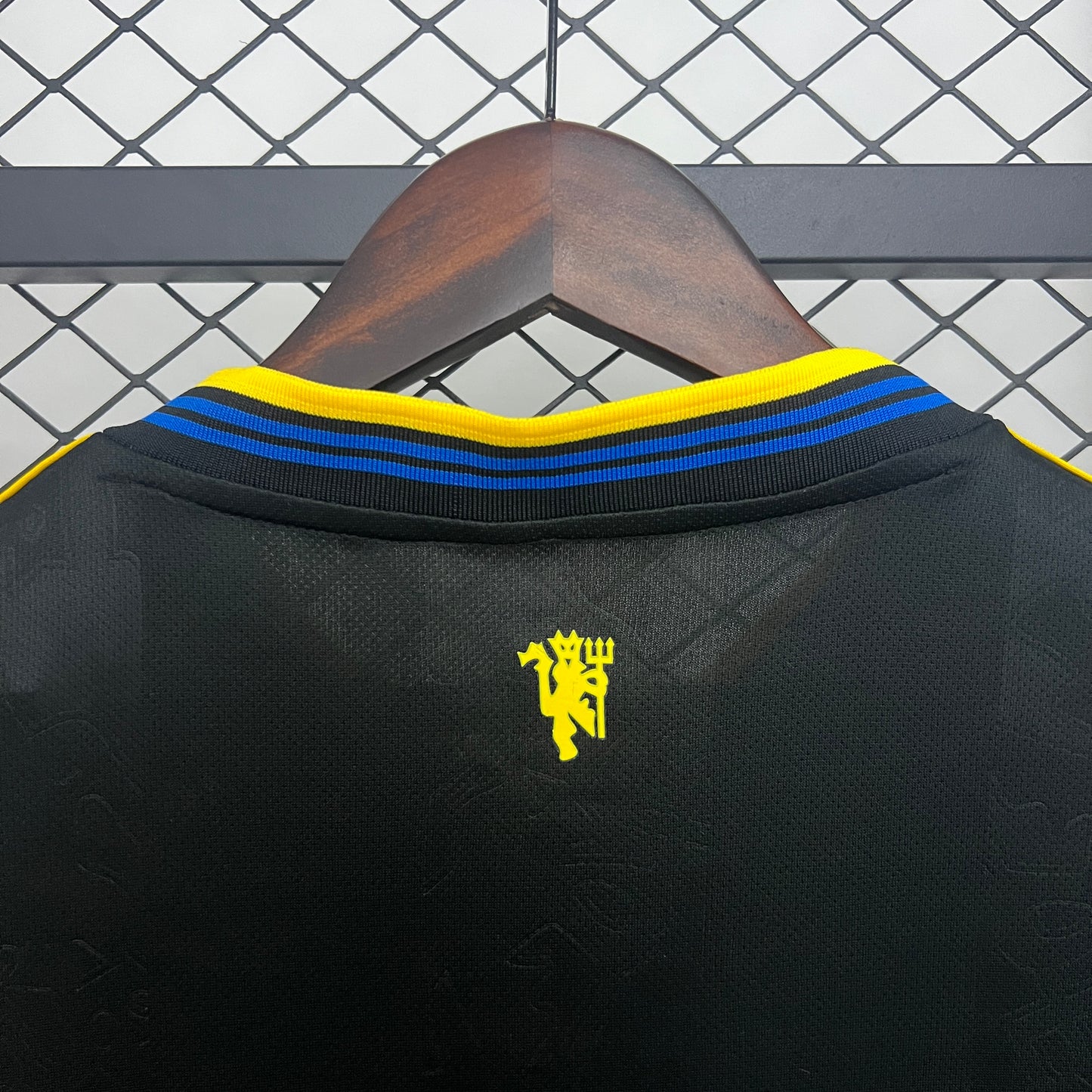 2025/2026 M-U Third Away Shirt