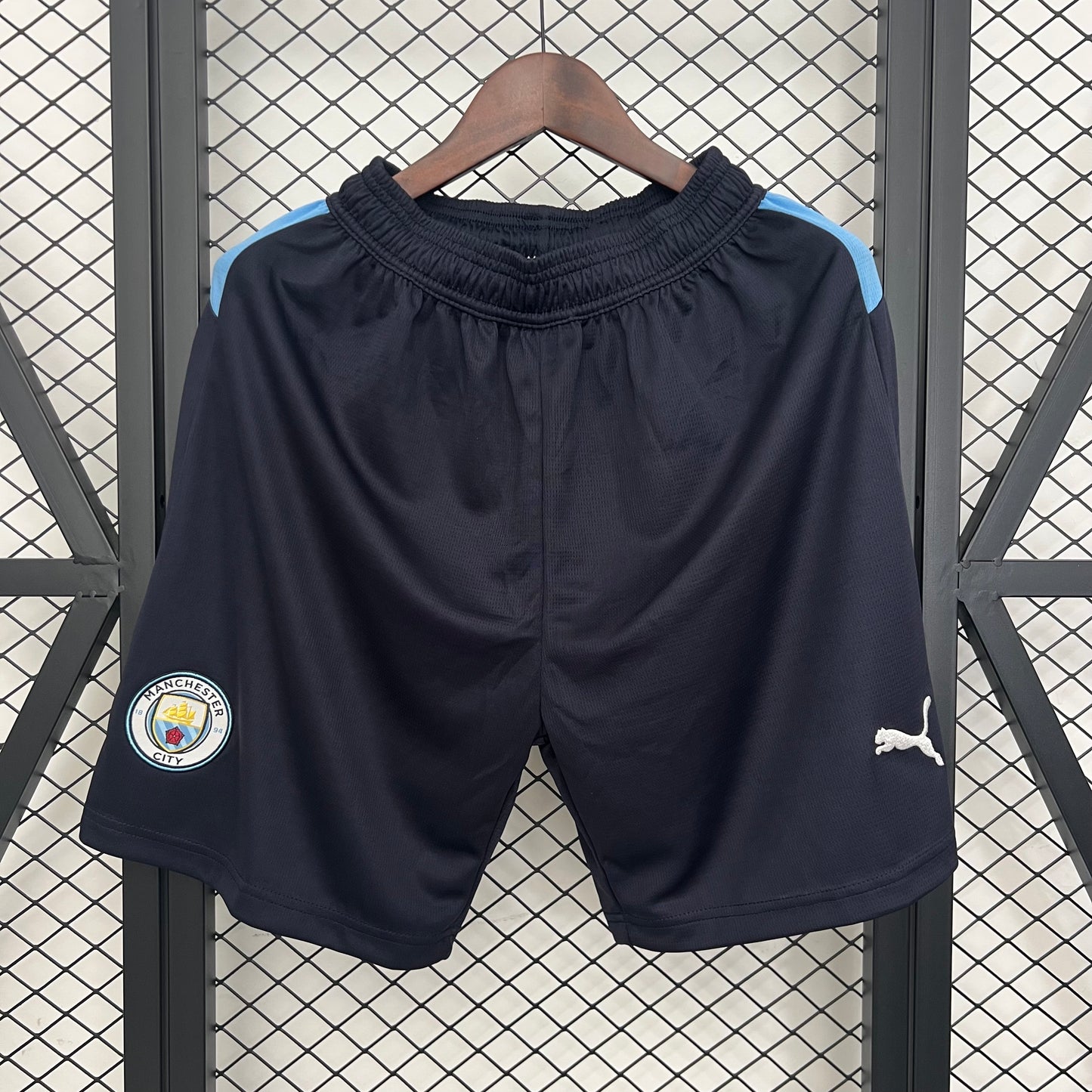 25/26 Manchester City Black shorts