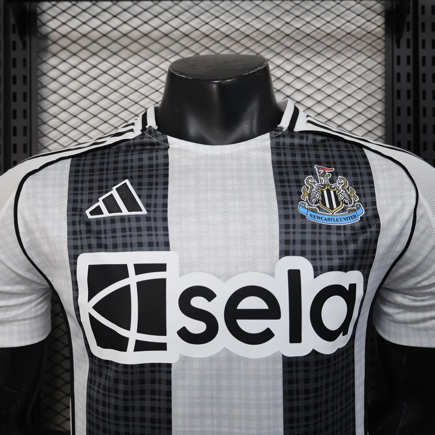 2025/2026 Newcastle United Home Player Shirt