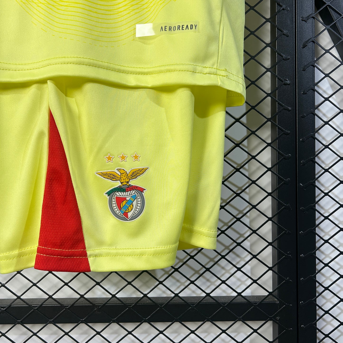 25/26 Benfica goalkeeper Kids