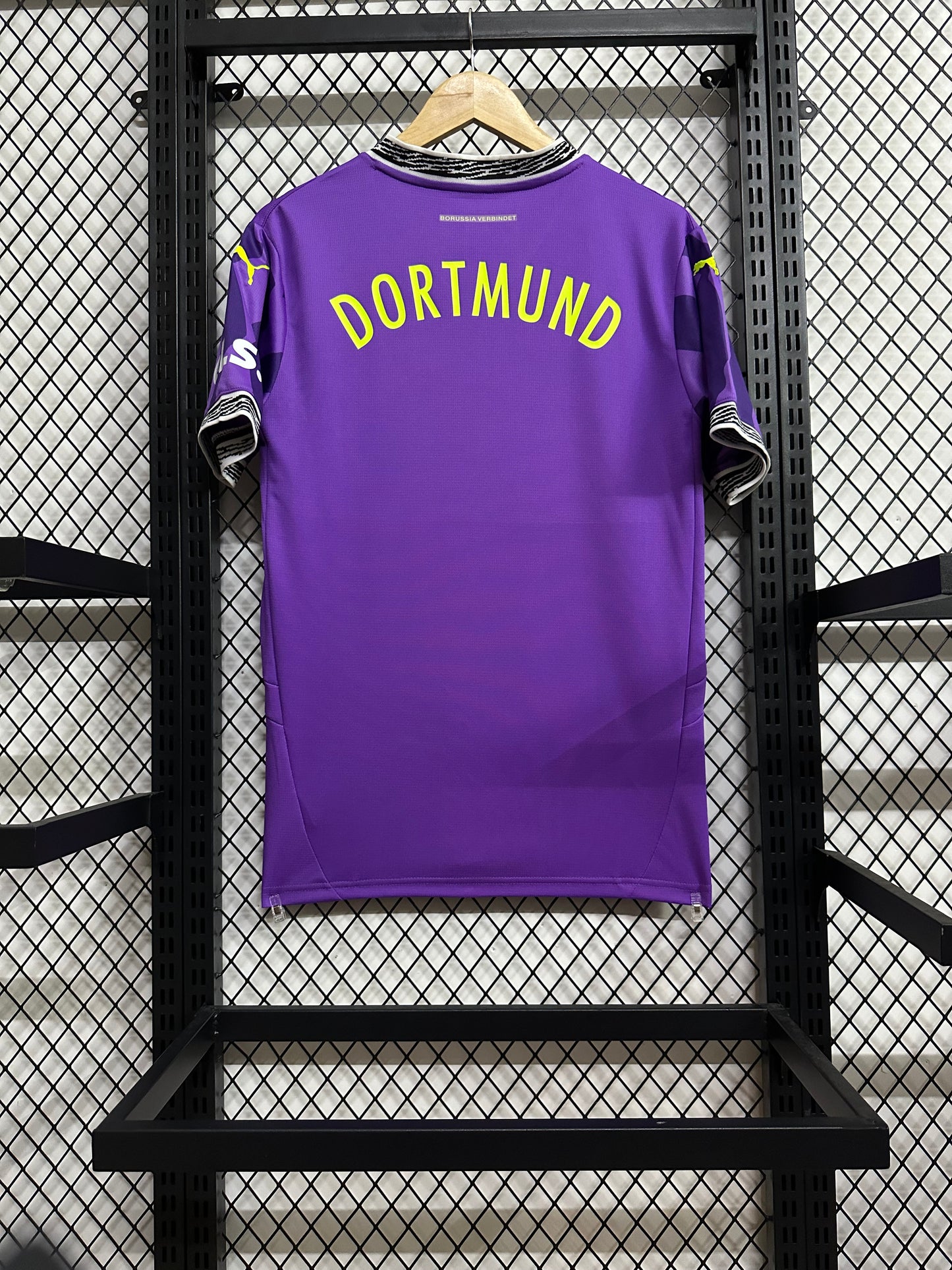2025-2026 Borussia Dortmund Goalkeeper Shirt