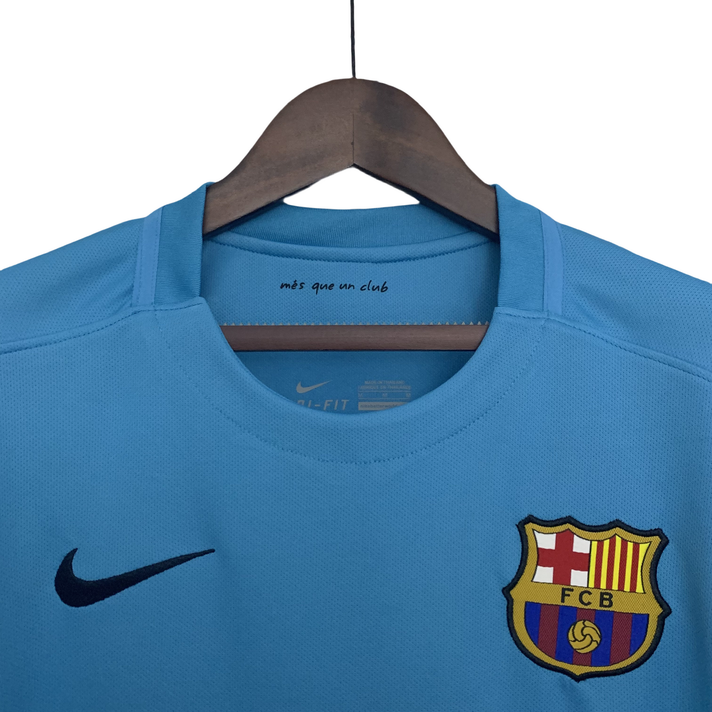 2015/2016 Barcelona season third away game retro shirt