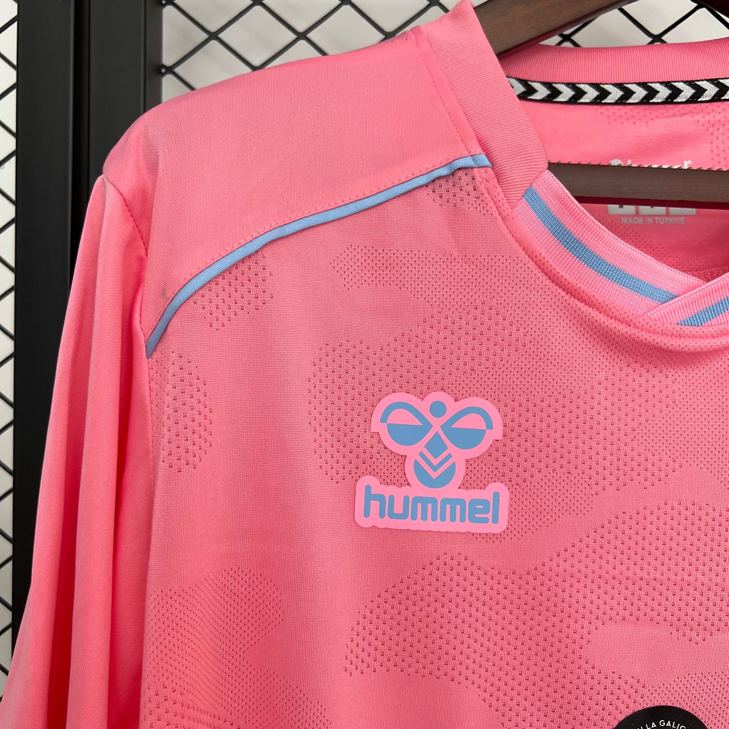 25/26 Celta third away shirt