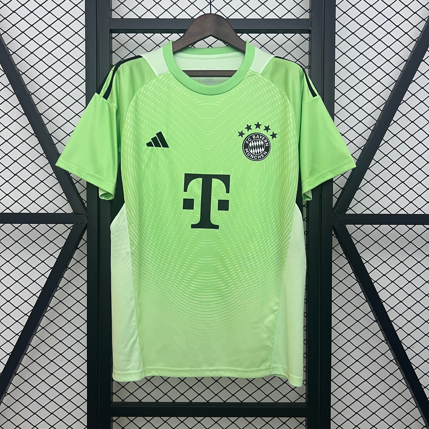 2025/2026 Bayern Munich Goalkeeper Green Shirt