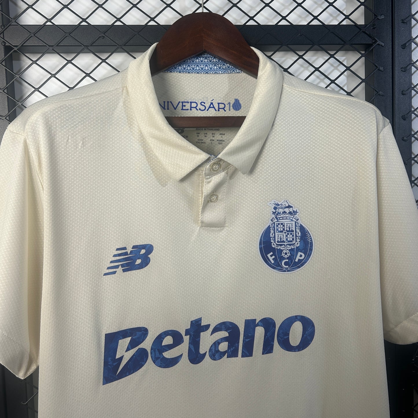 25/26 Porto Third away shirt