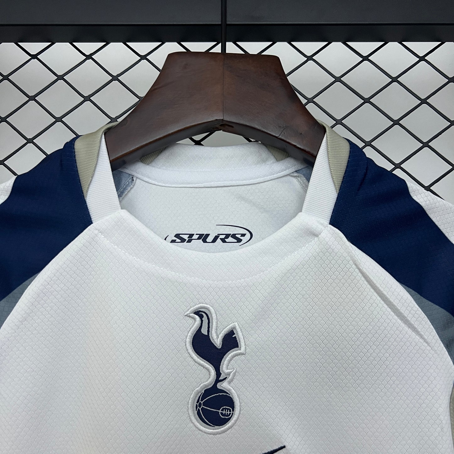 2025/2026 Tottenham Hotspur Home Shirt for Kids