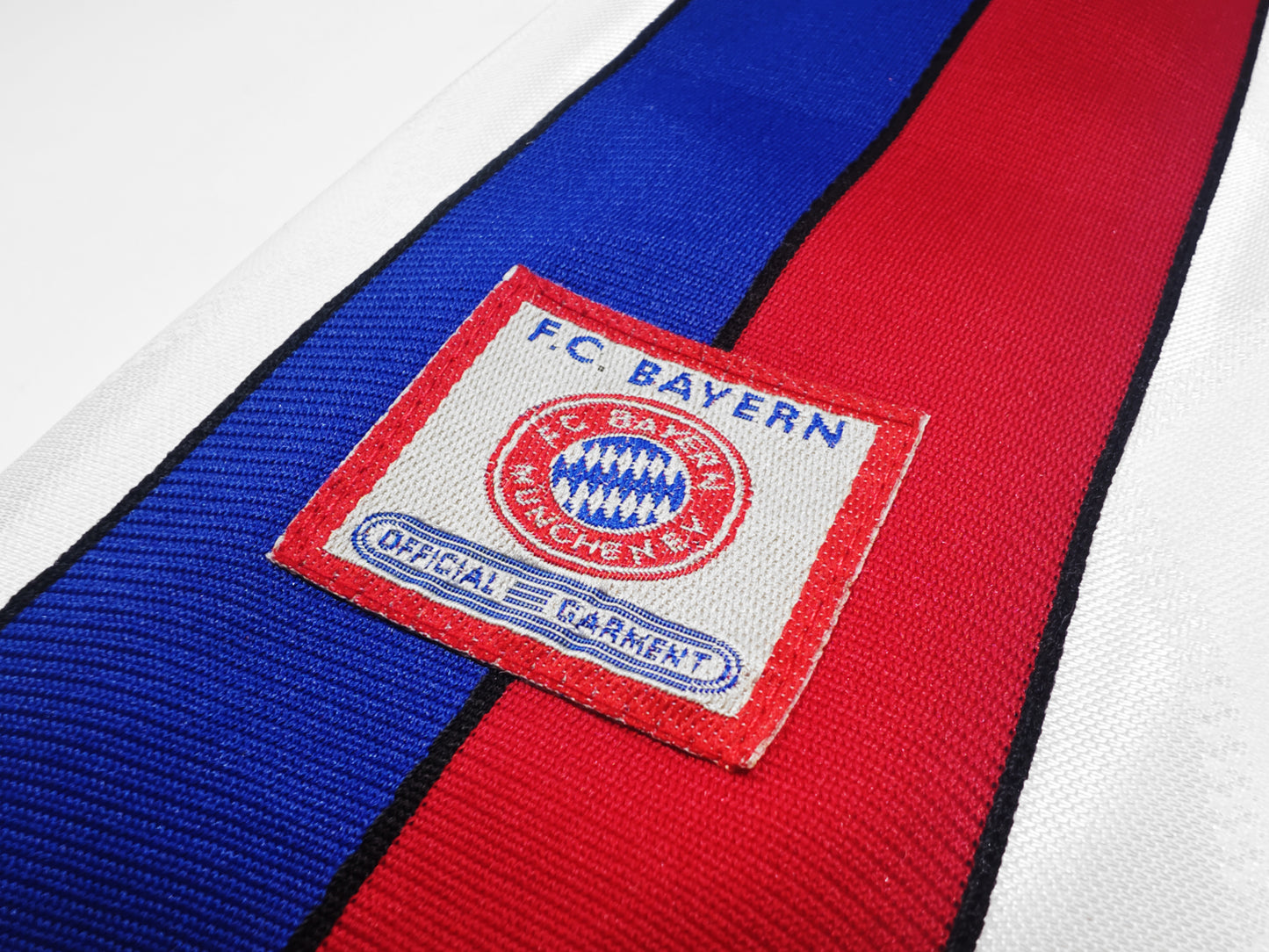 1996/1998 Bayern away retro 0B shirt
