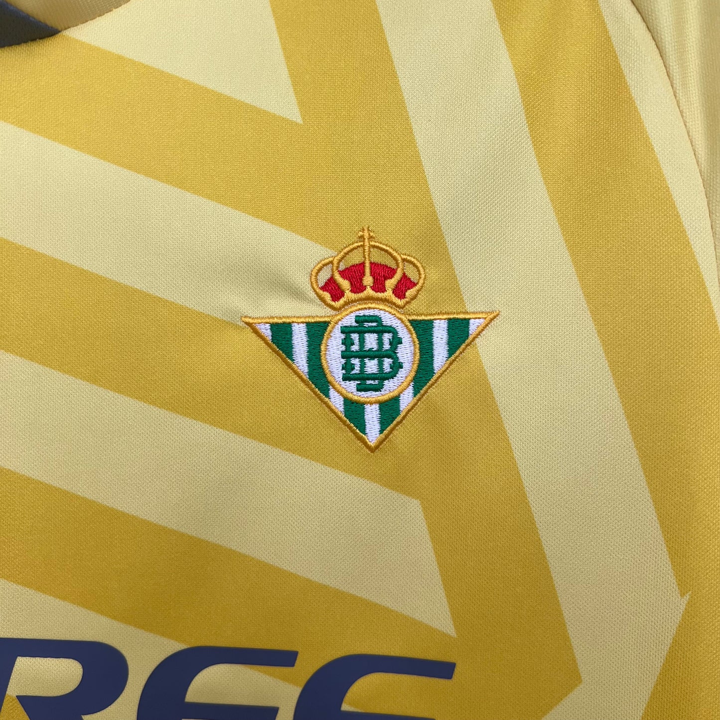 25/26 Real Betis Goalkeeper Yellow shirt