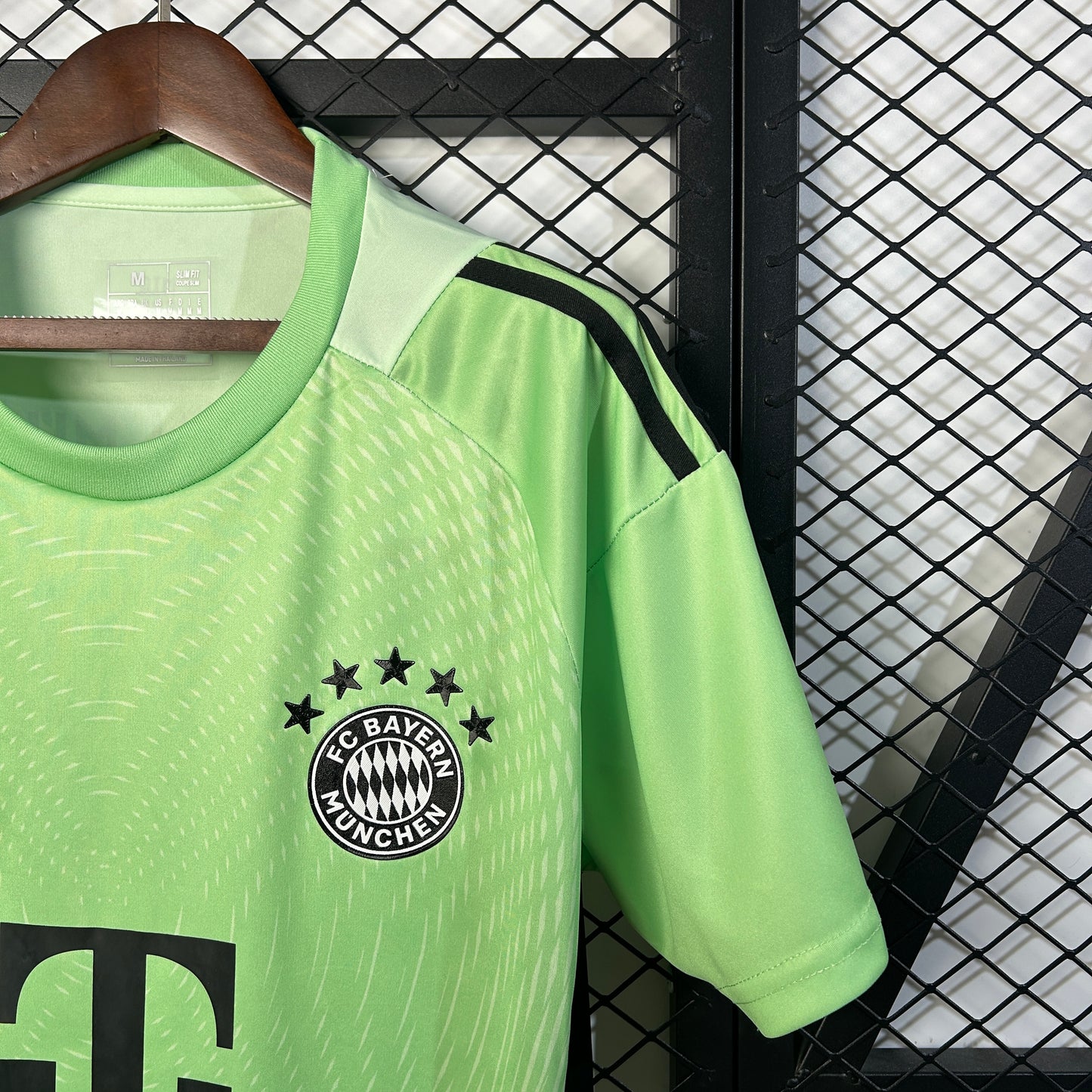 25/26 Bayern Munich Goalkeeper shirt