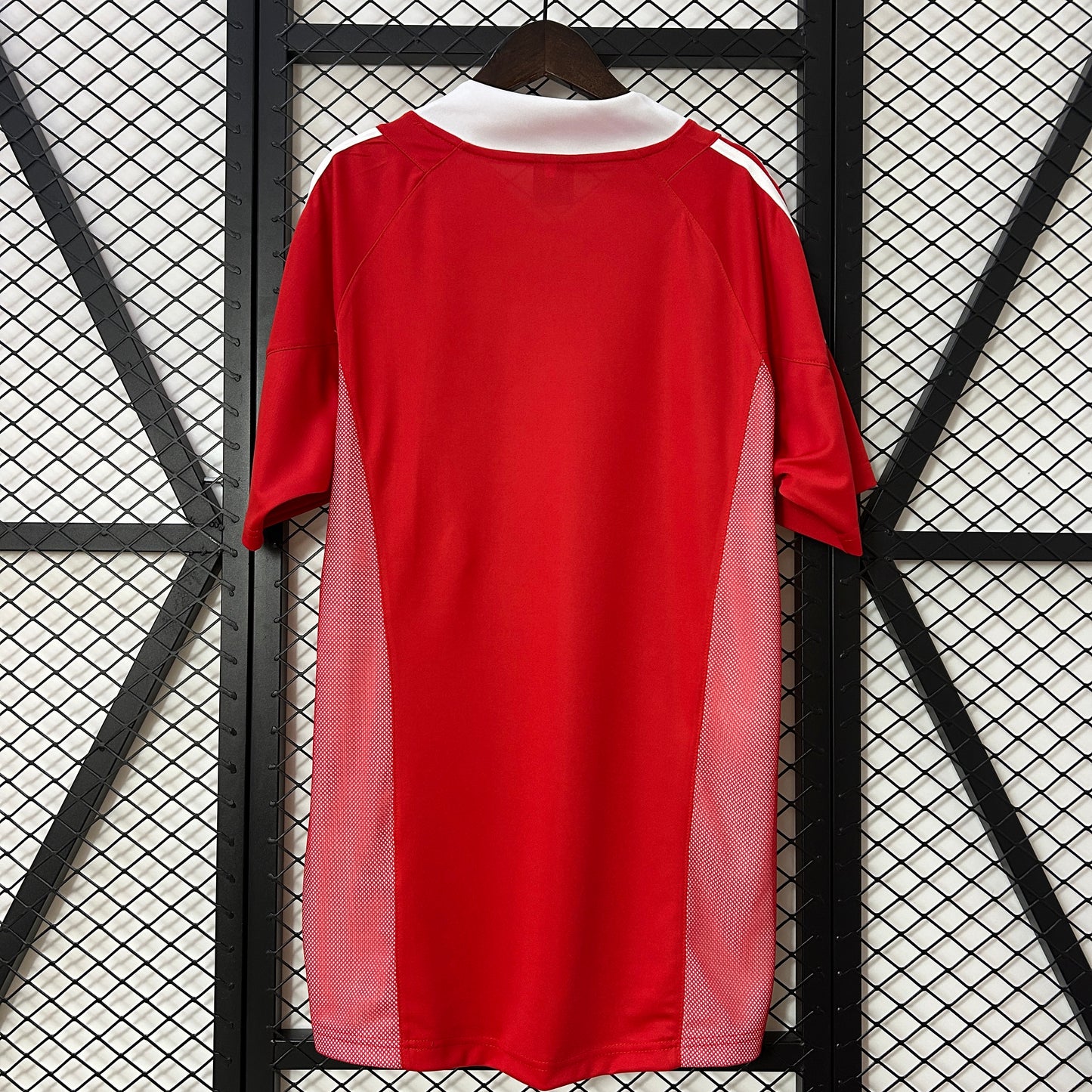 04/05 Benfica Home Retro Shirt