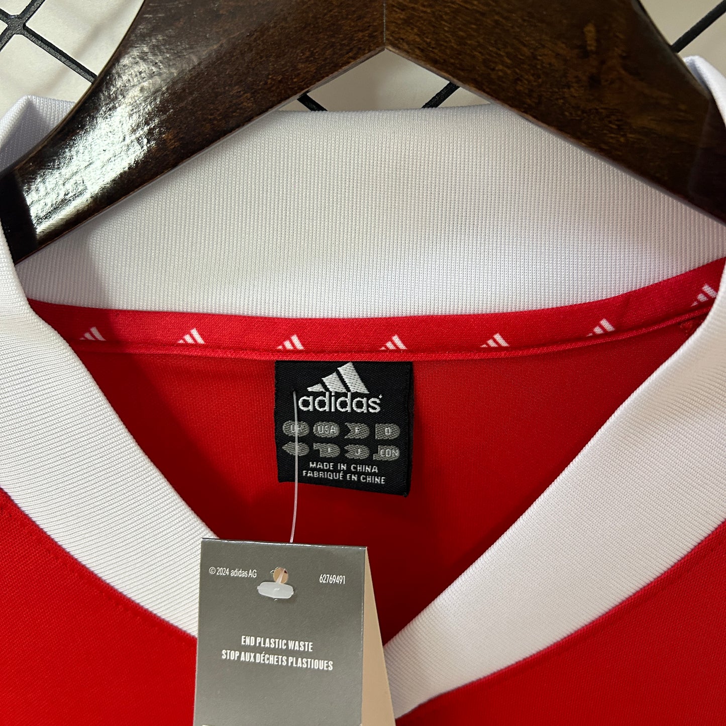 04/05 Benfica Home Retro Shirt