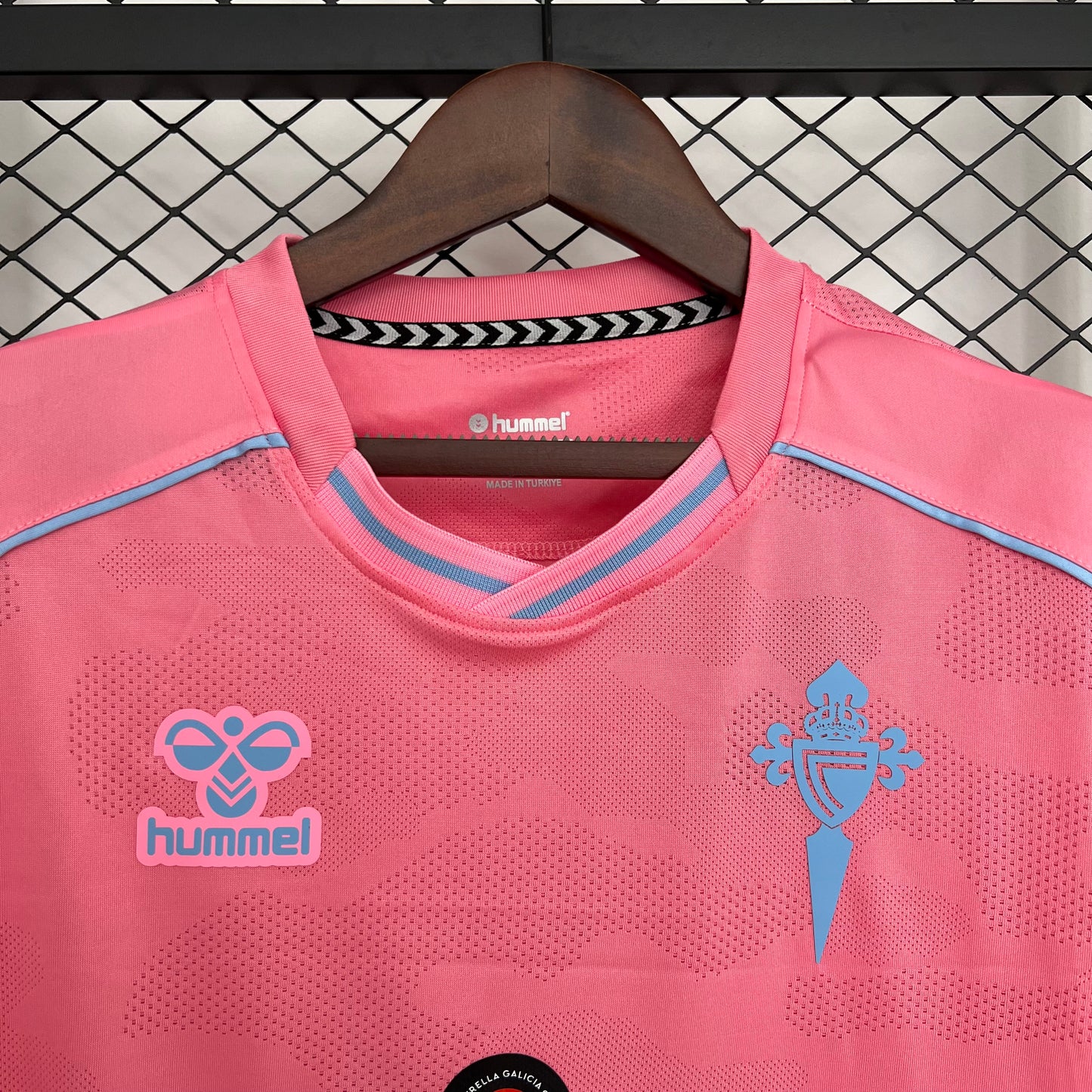 25/26 Celta third away shirt