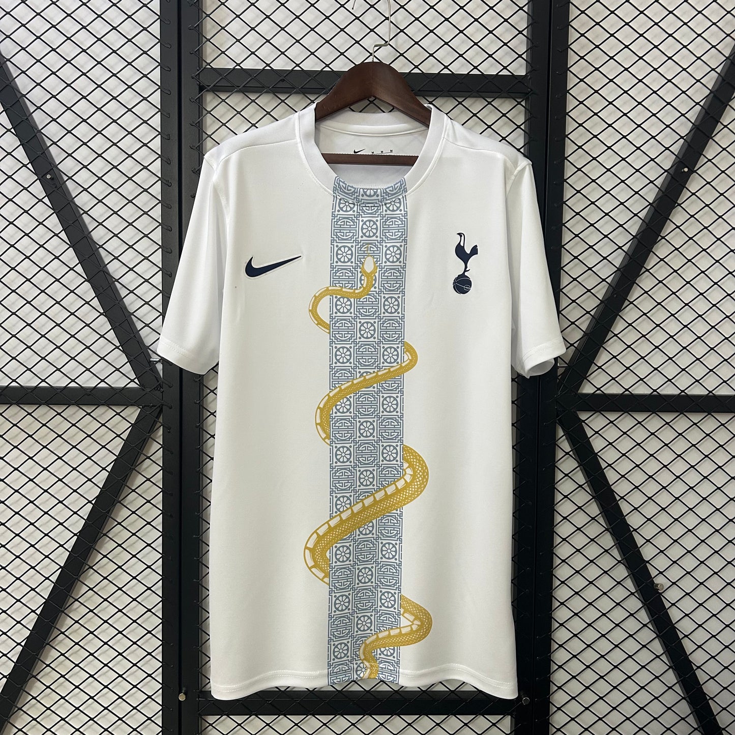 2025/2026 Tottenham Pre-match clothing Shirt