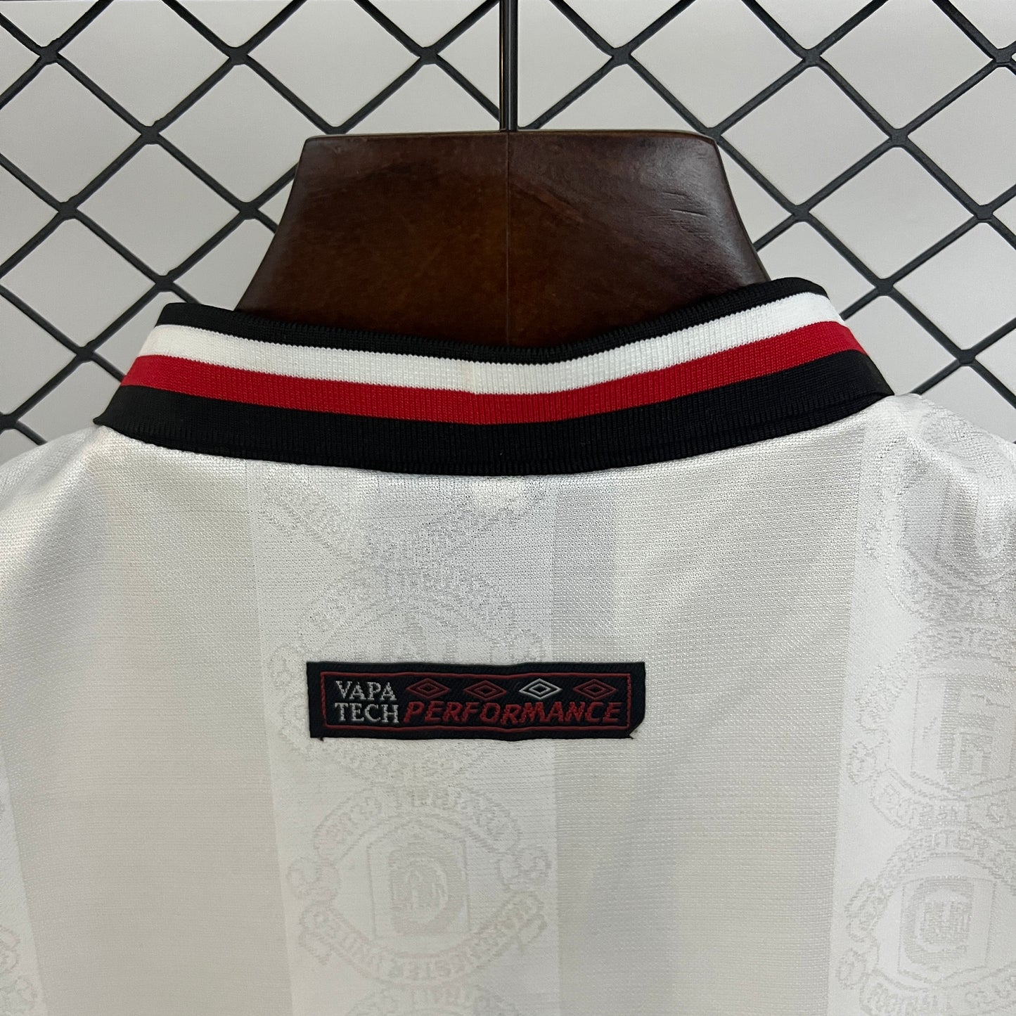 97/98 M-U Away Retro Shirt