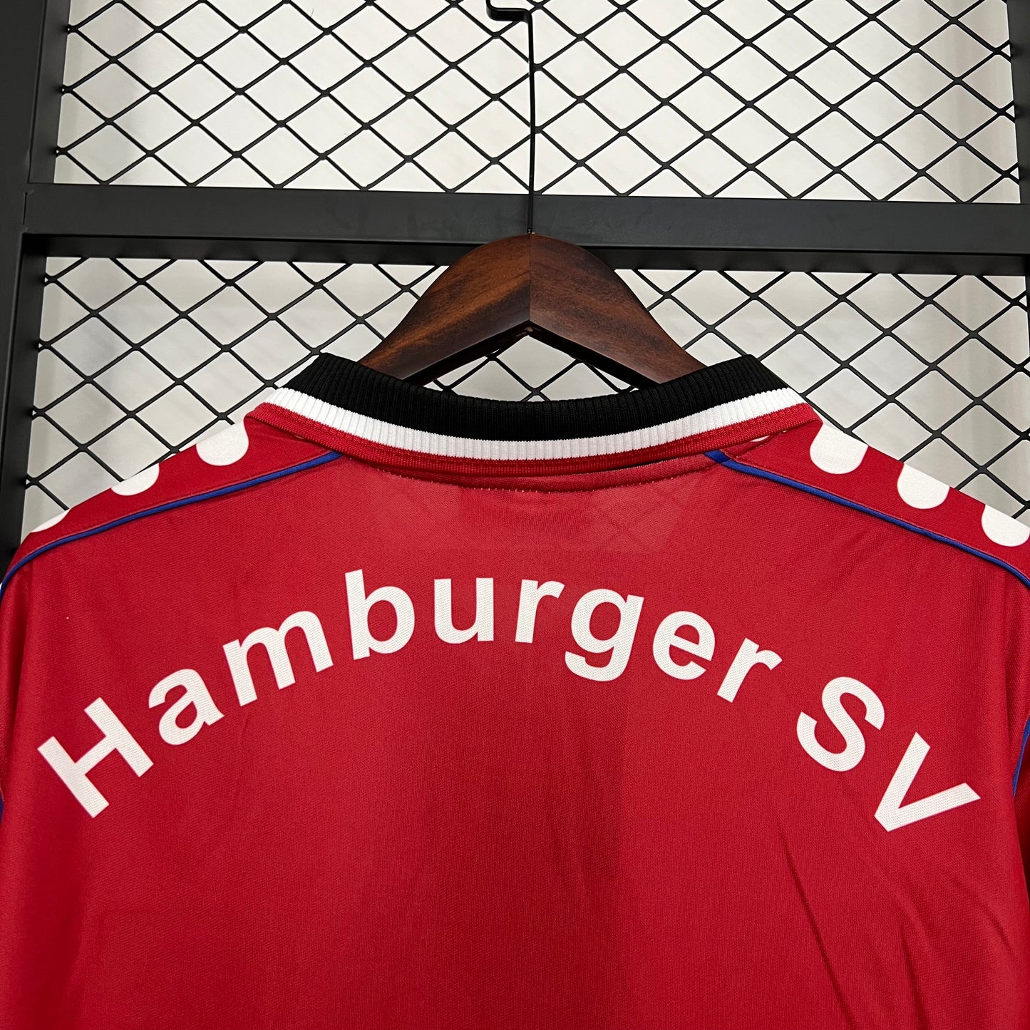 2000 Hamburg Red Retro shirt