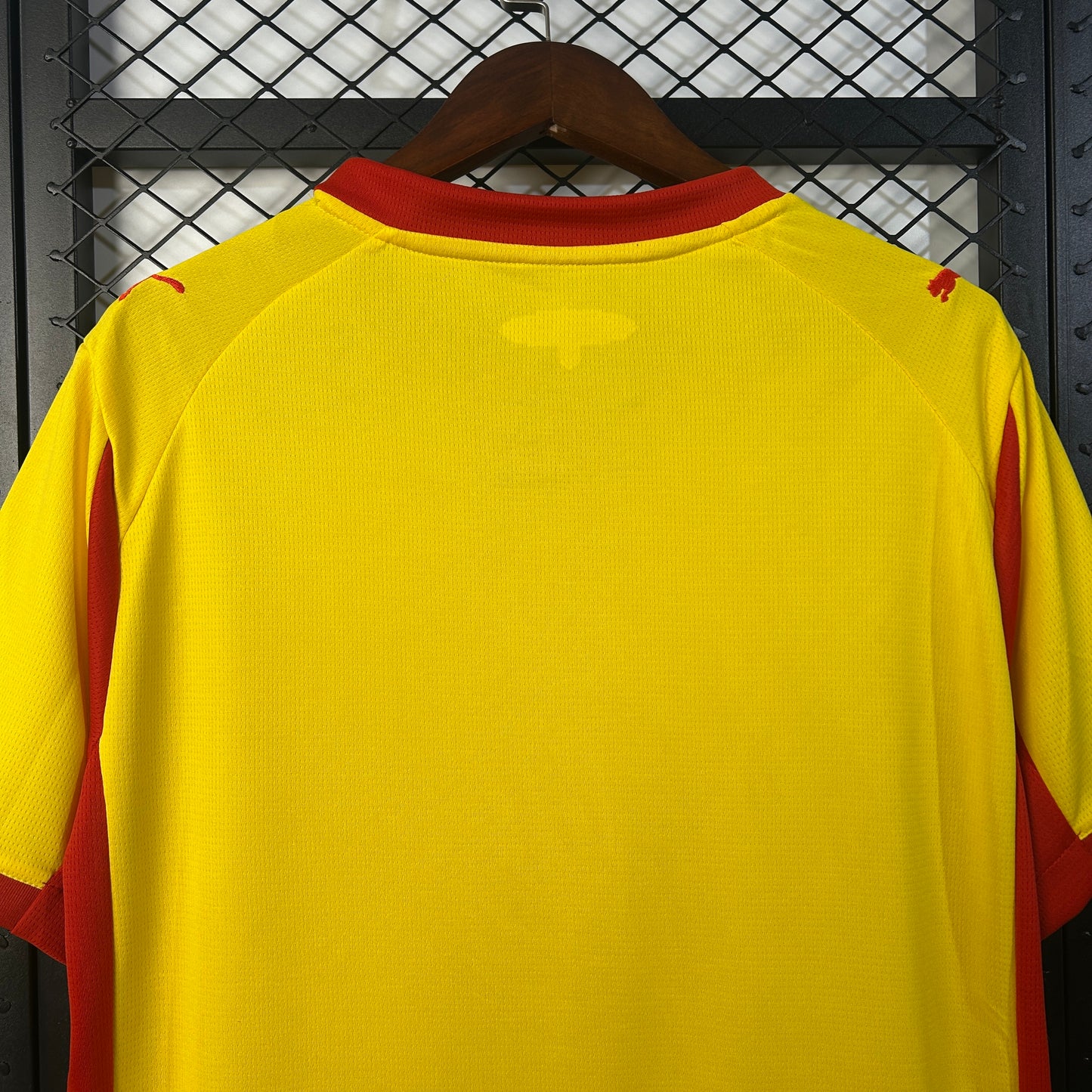 25/26 Lens Home shirt