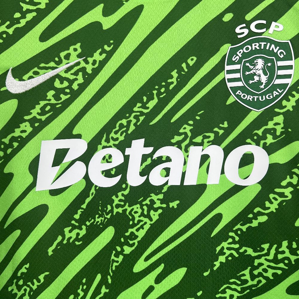 2025/26 Sporting CP Green Goalkeeper Kit Kids shirt
