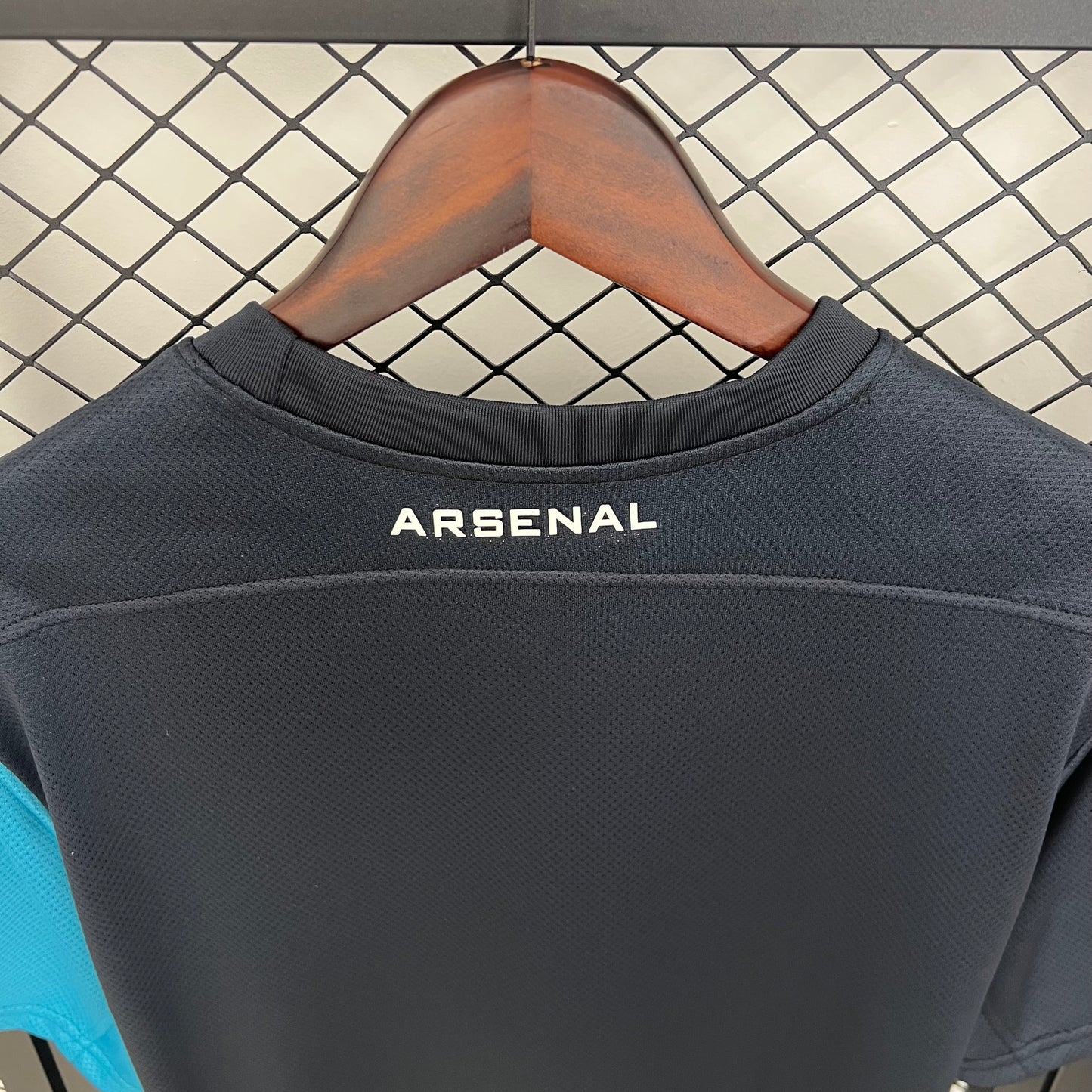 2011-12 Arsenal '125th Anniversary' Away Shirt