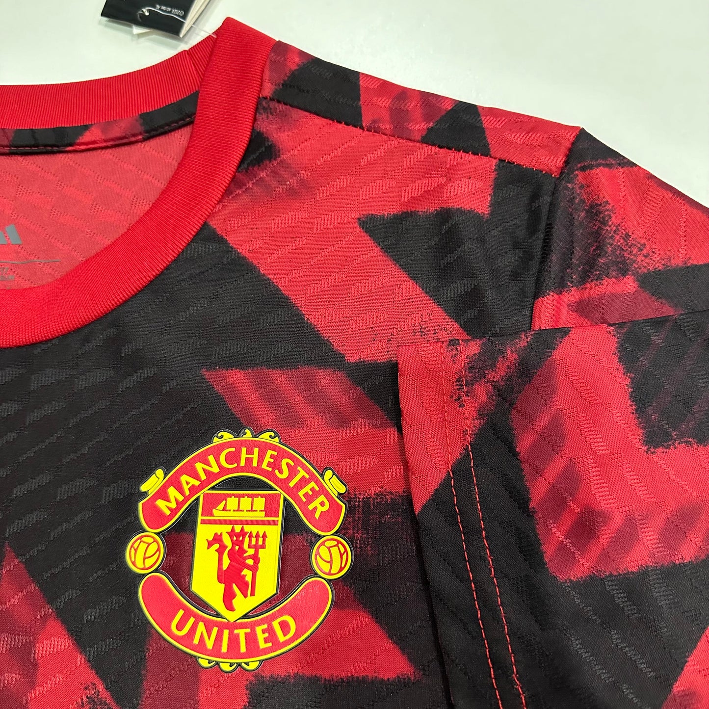 2025/2026 Manchester United training uniform red and black shirt（Player）