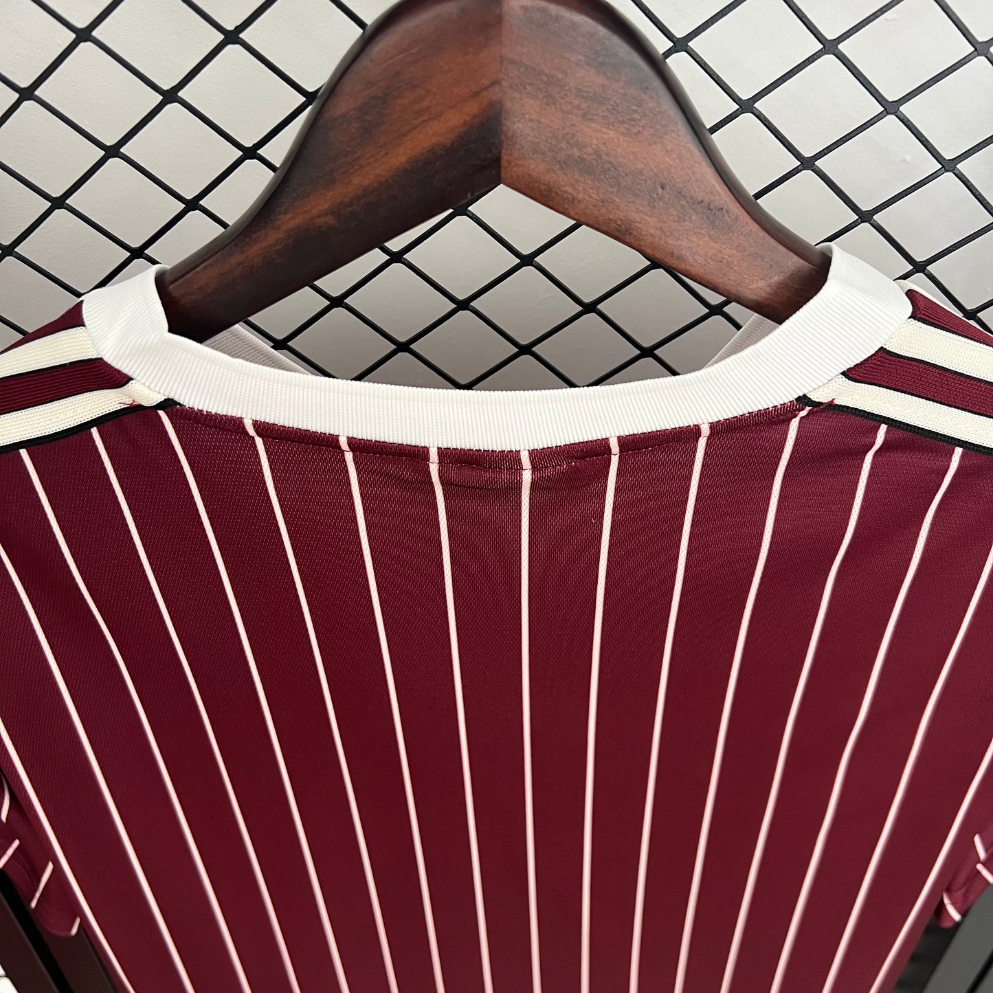 25/26 Ajax Retro shirt